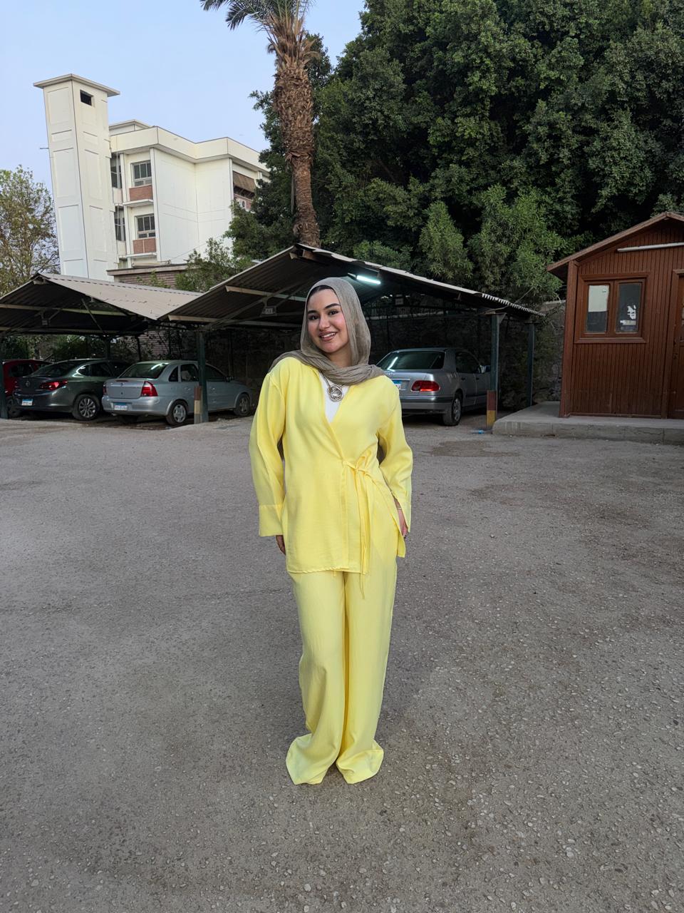 Linen Pants in butter yellow